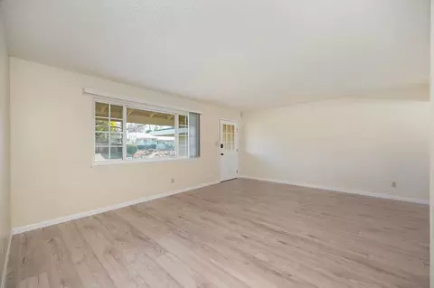 Living - 5831 Hesper Way, Carmichael, CA 95608 photo 6 of 19