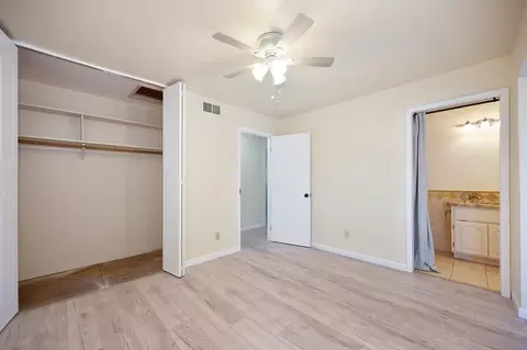 Bedroom - 5831 Hesper Way, Carmichael, CA 95608 photo 6 of 10