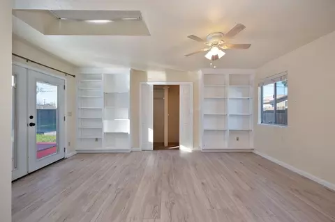 Living - 5831 Hesper Way, Carmichael, CA 95608 photo 19 of 19