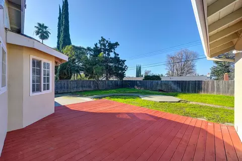 Exterior - 5831 Hesper Way, Carmichael, CA 95608 photo 10 of 22