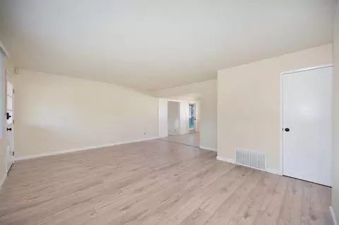 Living - 5831 Hesper Way, Carmichael, CA 95608 photo 3 of 19