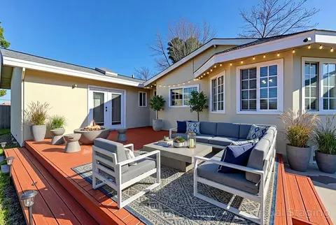 Exterior - 5831 Hesper Way, Carmichael, CA 95608 photo 3 of 22
