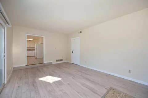 Living - 5831 Hesper Way, Carmichael, CA 95608 photo 15 of 19