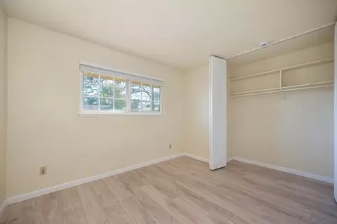 Bedroom - 5831 Hesper Way, Carmichael, CA 95608 photo 8 of 10