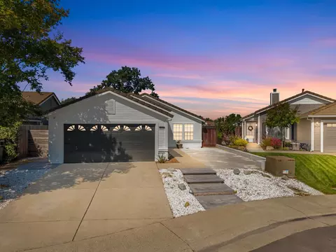 8438 Cold Water Ct, Elk Grove, CA 95624