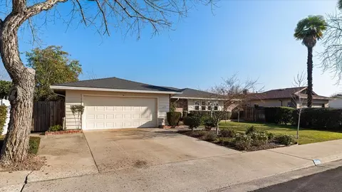 3724 Columbine Dr, Modesto, CA 95356 photo 3