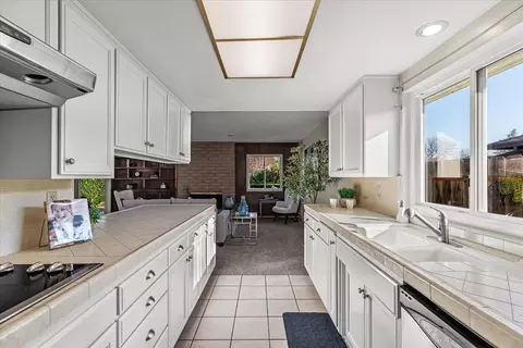 3724 Columbine Dr, Modesto, CA 95356 photo 23