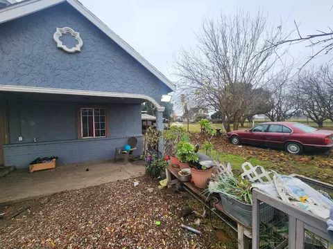 1118 E Harding Rd, Turlock, CA 95380 photo 3