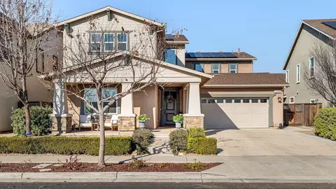 Exterior - 2305 Augusta Ave, Tracy, CA 95377 photo 2 of 18