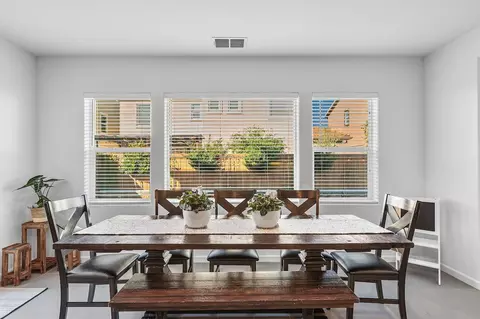 Dining - 2305 Augusta Ave, Tracy, CA 95377 photo 3 of 5