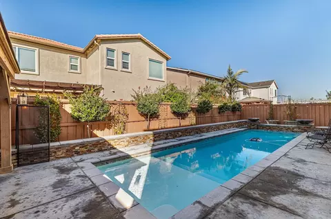 Exterior - 2305 Augusta Ave, Tracy, CA 95377 photo 8 of 18