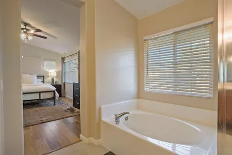Entry Way - 2686 Ozark Dr, Tracy, CA 95304 photo 5 of 6