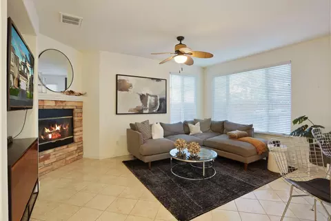 Living - 2686 Ozark Dr, Tracy, CA 95304 photo 5 of 5