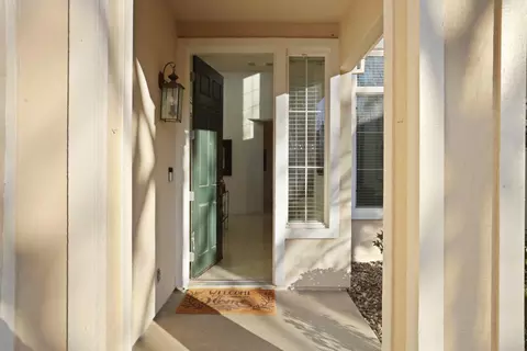 Entry Way - 2686 Ozark Dr, Tracy, CA 95304 photo 1 of 6