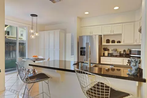 Kitchen - 2686 Ozark Dr, Tracy, CA 95304 photo 2 of 6