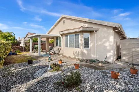 Exterior - 3105 Clarkson Dr, Rocklin, CA 95765 photo 7 of 10