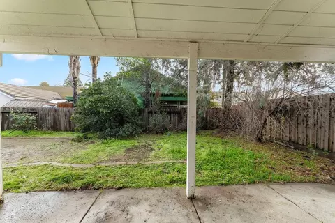 Exterior - 4116 Desertaire Dr, Modesto, CA 95355 photo 4 of 6