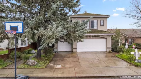 Exterior - 4116 Desertaire Dr, Modesto, CA 95355 photo 1 of 6