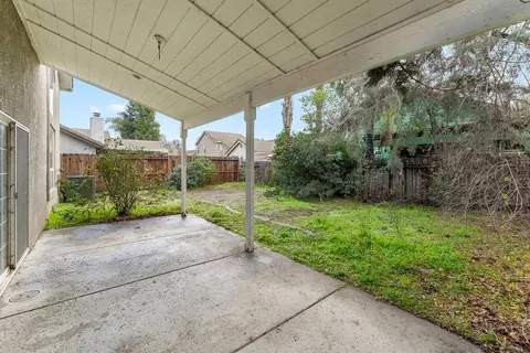 Exterior - 4116 Desertaire Dr, Modesto, CA 95355 photo 5 of 6