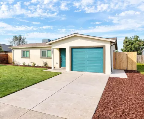 2087 W Mendocino Ave, Stockton, CA 95204