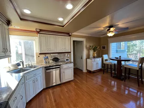 Kitchen - 124 Ruby Ledge Ct, Grass Valley, CA 95945 photo 6 of 6