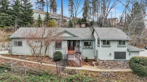 Exterior - 124 Ruby Ledge Ct, Grass Valley, CA 95945 photo 5 of 30