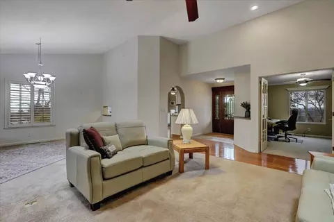 Living - 124 Ruby Ledge Ct, Grass Valley, CA 95945 photo 3 of 6