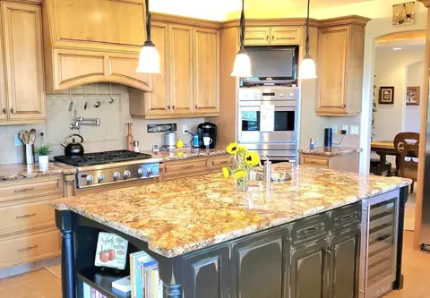 Kitchen - 1440 Dog Bar, Colfax, CA 95713 photo 3 of 7