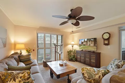 Living - 2401 Eilers Ln #1105, Lodi, CA 95242 photo 1 of 3