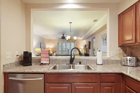 Kitchen - 2401 Eilers Ln #1105, Lodi, CA 95242 photo 2 of 5