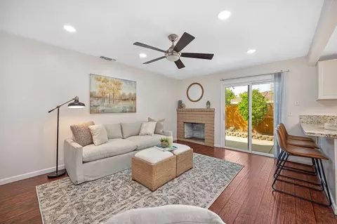 Living - 5812 Kimberly Hill Ct, Carmichael, CA 95608 photo 6 of 6