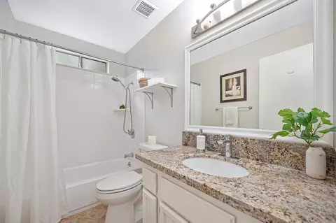 Bath - 5812 Kimberly Hill Ct, Carmichael, CA 95608 photo 1 of 4