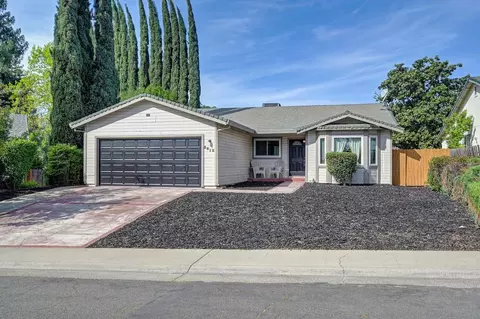 Exterior - 5812 Kimberly Hill Ct, Carmichael, CA 95608 photo 1 of 18
