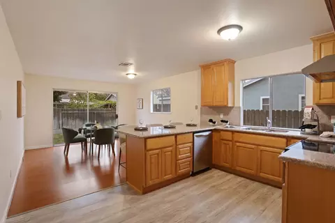 1861 Mcpeak Ct, Tracy, CA 95376 photo 3