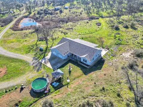 6718 Cross Star Trl, Loma Rica, CA 95901