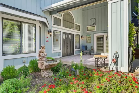 12025 Wanderer Rd, Auburn, CA 95602
