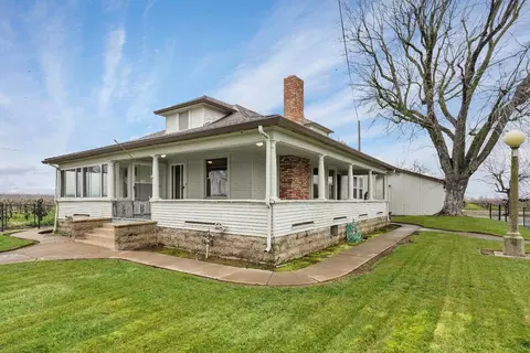 3587 W Sargent Rd, Lodi, CA 95242