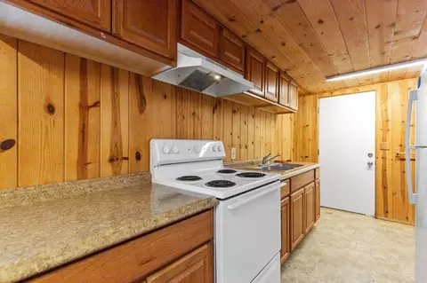 Kitchen - 229 Vine St, Maxwell, CA 95955 photo 5 of 6