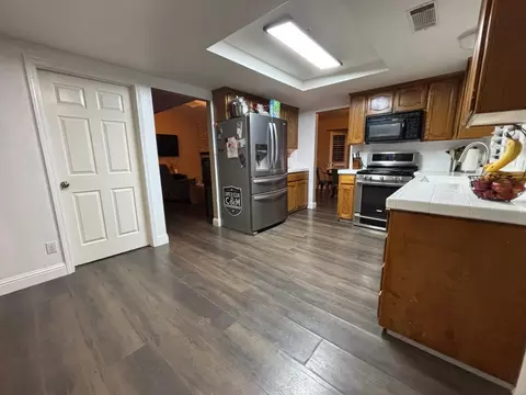 1143 Brownie Ct, Merced, CA 95340 photo 2
