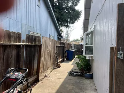 1143 Brownie Ct, Merced, CA 95340 photo 23