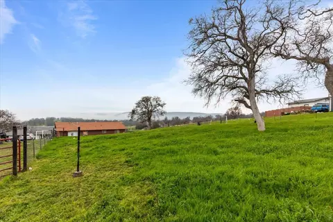 Exterior - 4040 Flint Trl, Copperopolis, CA 95228 photo 5 of 12