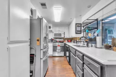 Kitchen - 6064 Via Casitas, Carmichael, CA 95608 photo 2 of 6