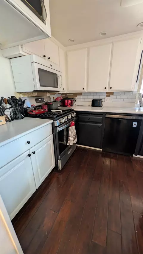Kitchen - 6064 Via Casitas, Carmichael, CA 95608 photo 6 of 6