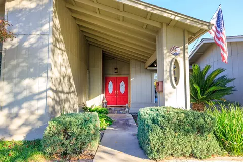 413 Redford Ln, Modesto, CA 95350 photo 5