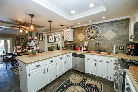 413 Redford Ln, Modesto, CA 95350 photo 32
