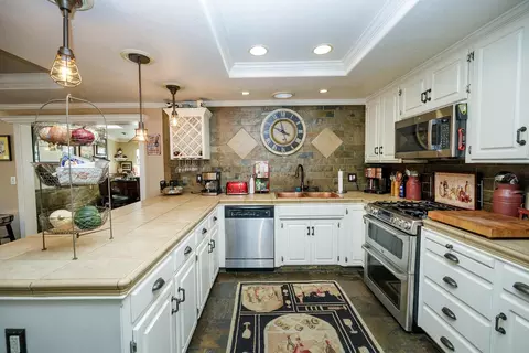 413 Redford Ln, Modesto, CA 95350 photo 30
