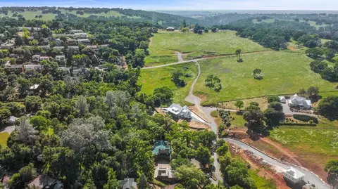 View/Area - 130 Allen Ranch Rd, Sutter Creek, CA 95685 photo 4 of 5