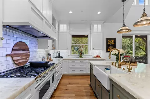 Kitchen - 130 Allen Ranch Rd, Sutter Creek, CA 95685 photo 4 of 5