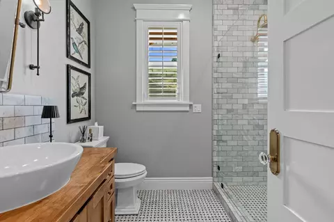 Bath - 130 Allen Ranch Rd, Sutter Creek, CA 95685 photo 4 of 5