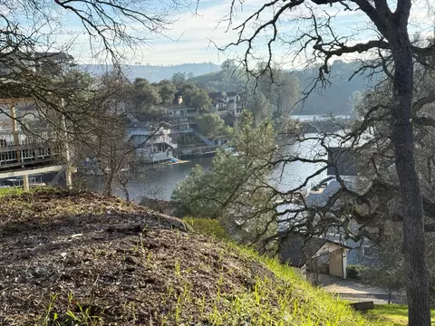 257 Thomson Ln, Copperopolis, CA 95228